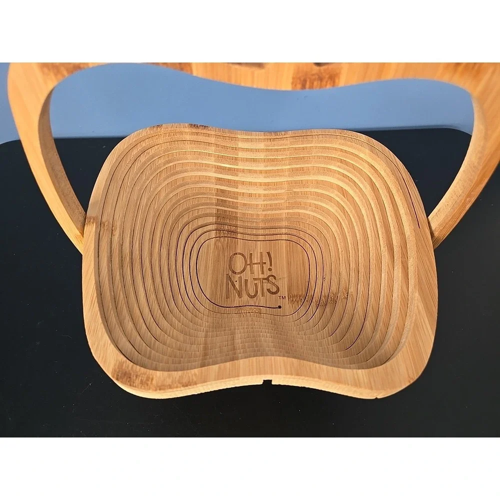 OH NUTS! Apple shaped Wooden coiling collapsing fruit nut basket Trivet‎ Novelty